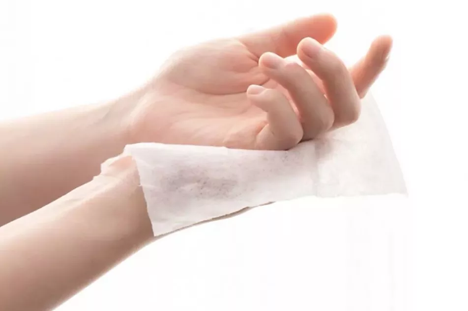 5 Mga Pakinabang ng Paggamit ng Wet Wipes